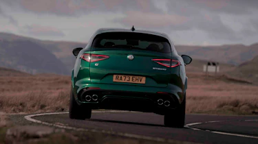 Alfa Romeo Stelvio Quadrifoglio - rear full width