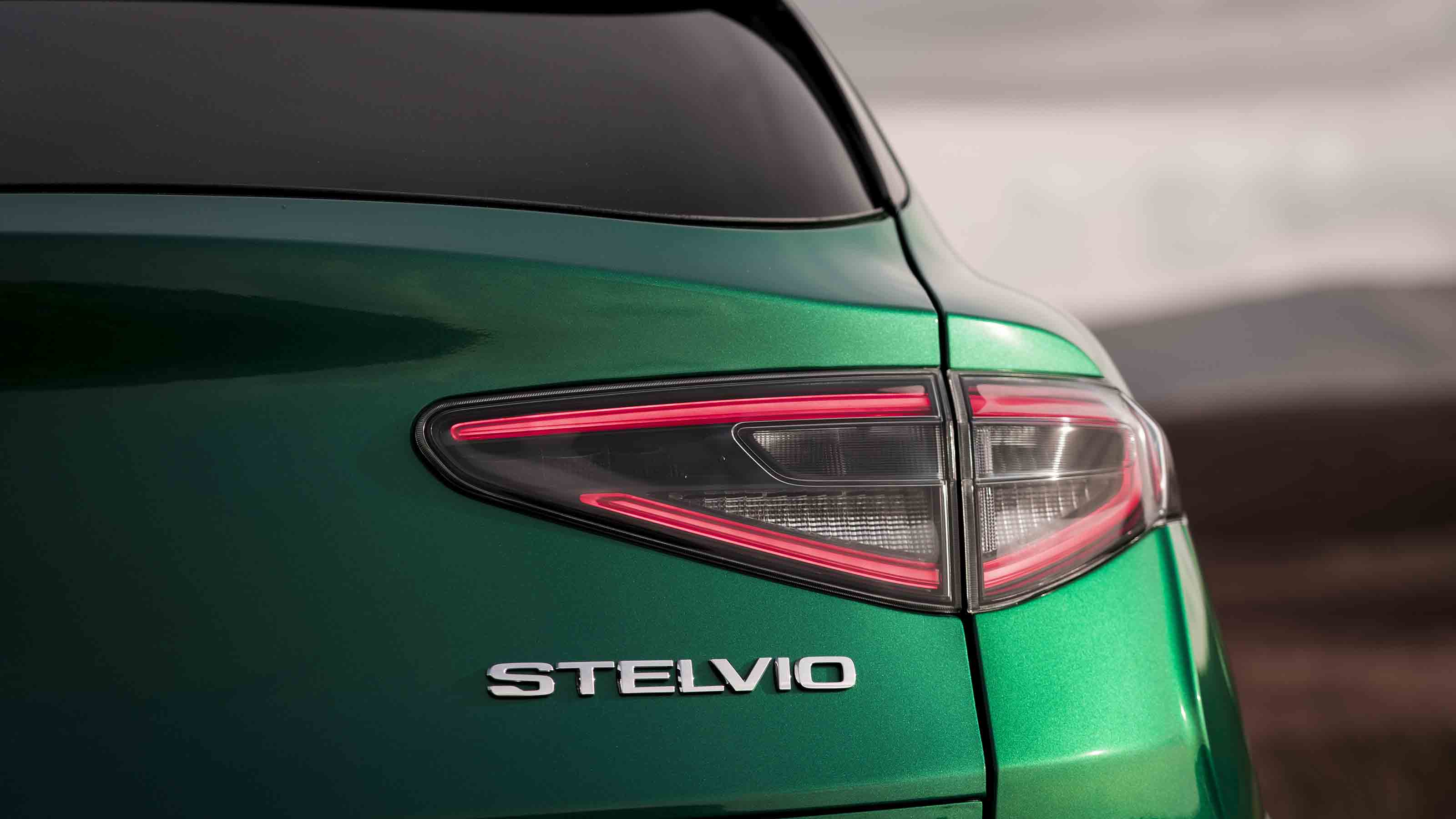 Alfa Romeo Stelvio Quadrifoglio - Stelvio detail