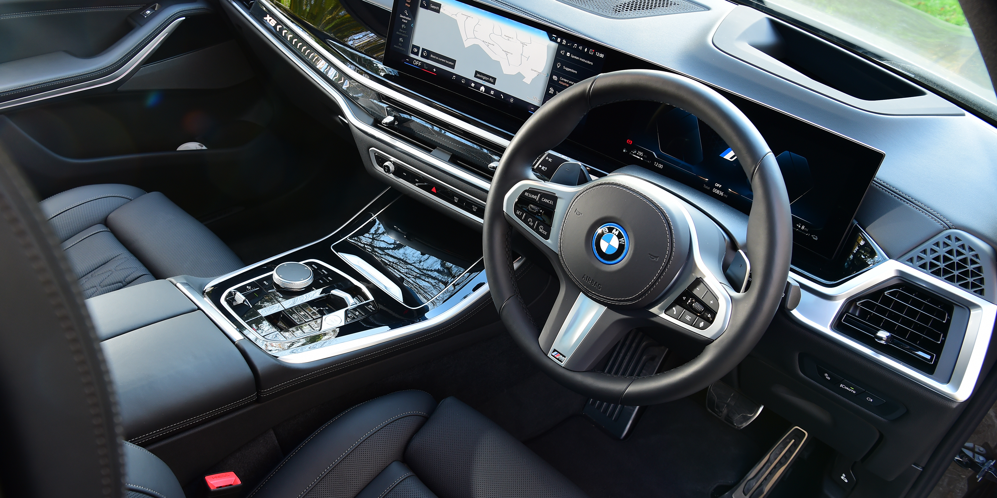 BMW X5 dashboard from side