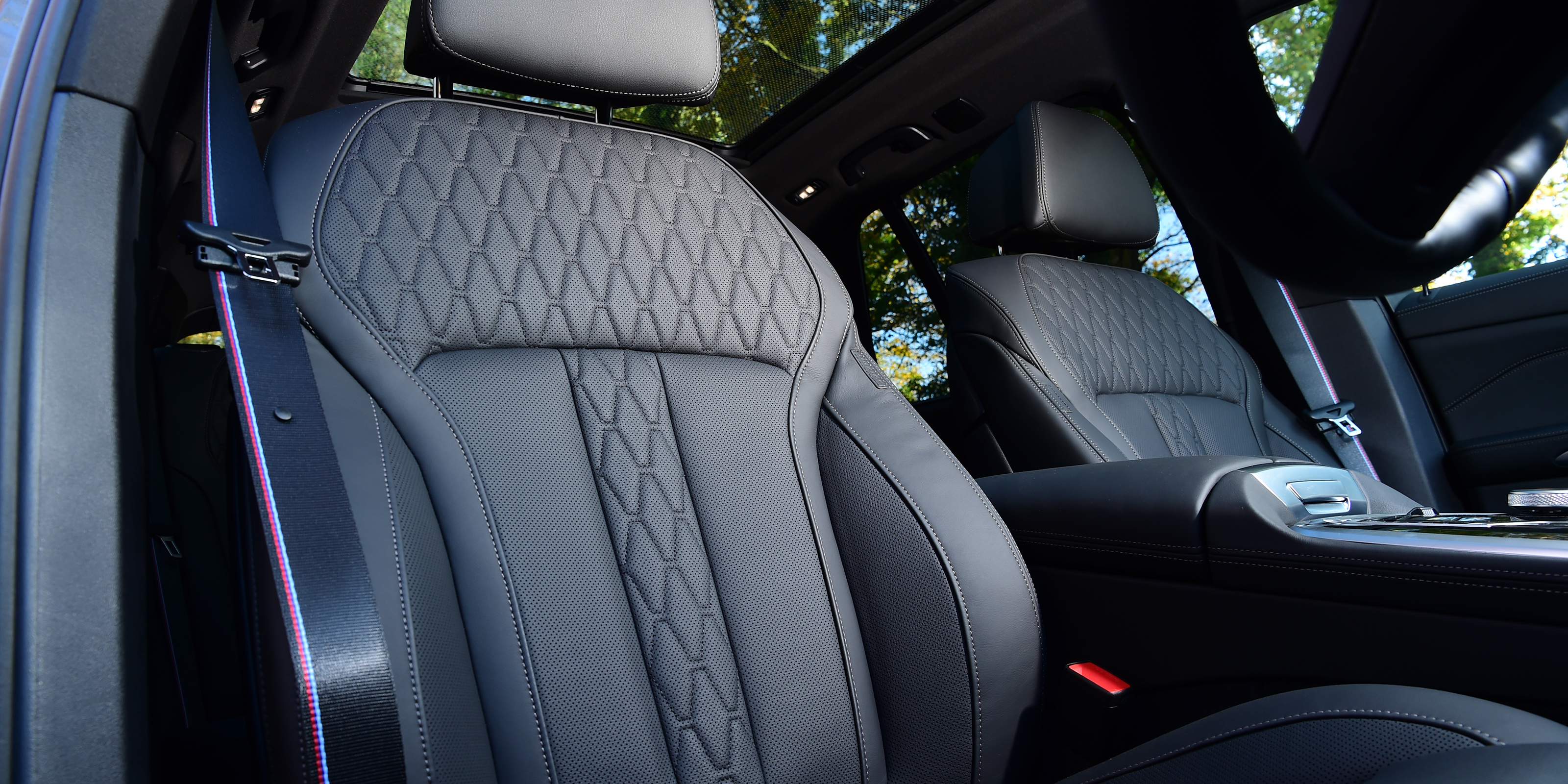 BMW X5 front sports seats