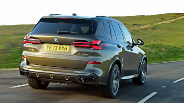 BMW X5 rear corner tracking