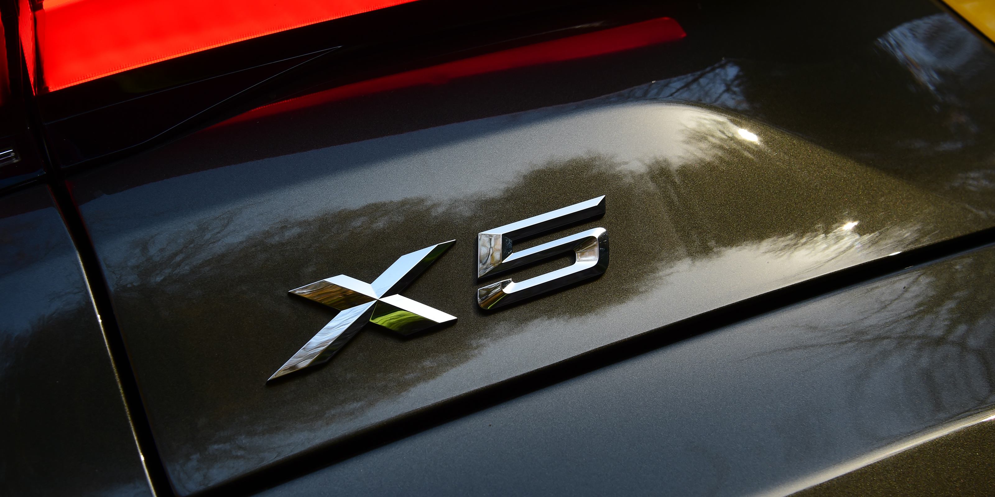 BMW X5 model badge