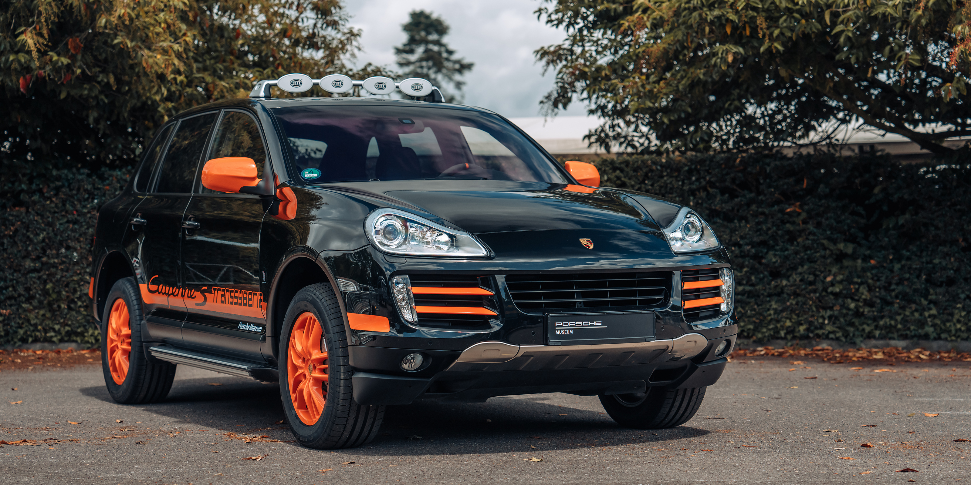 Porsche Cayenne S Transsyberia front corner static