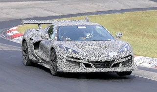 Chevrolet Corvette ZR1 - header