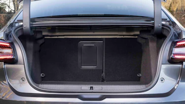 Citroen C4 X - alternative boot image