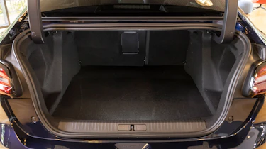 Citroen C4 X - boot