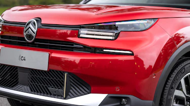 Citroen C4 - front light