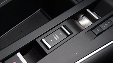 Citroen C5 Aircross - drive mode selector