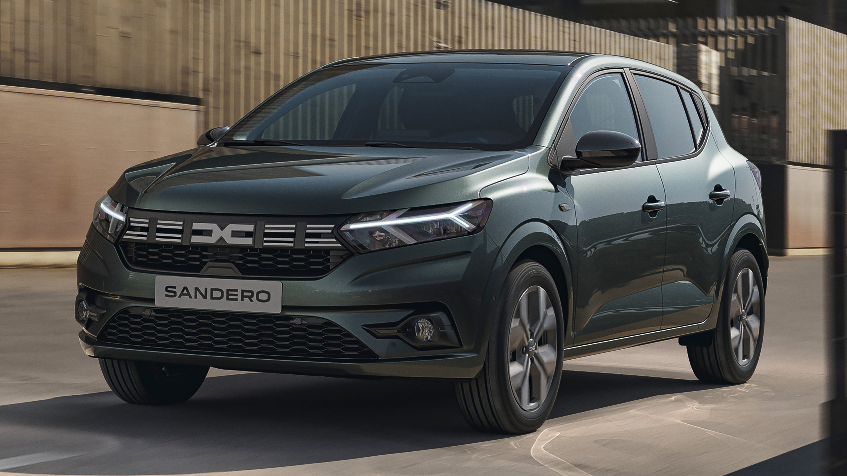 Dacia Sandero on Cedar Green - front 