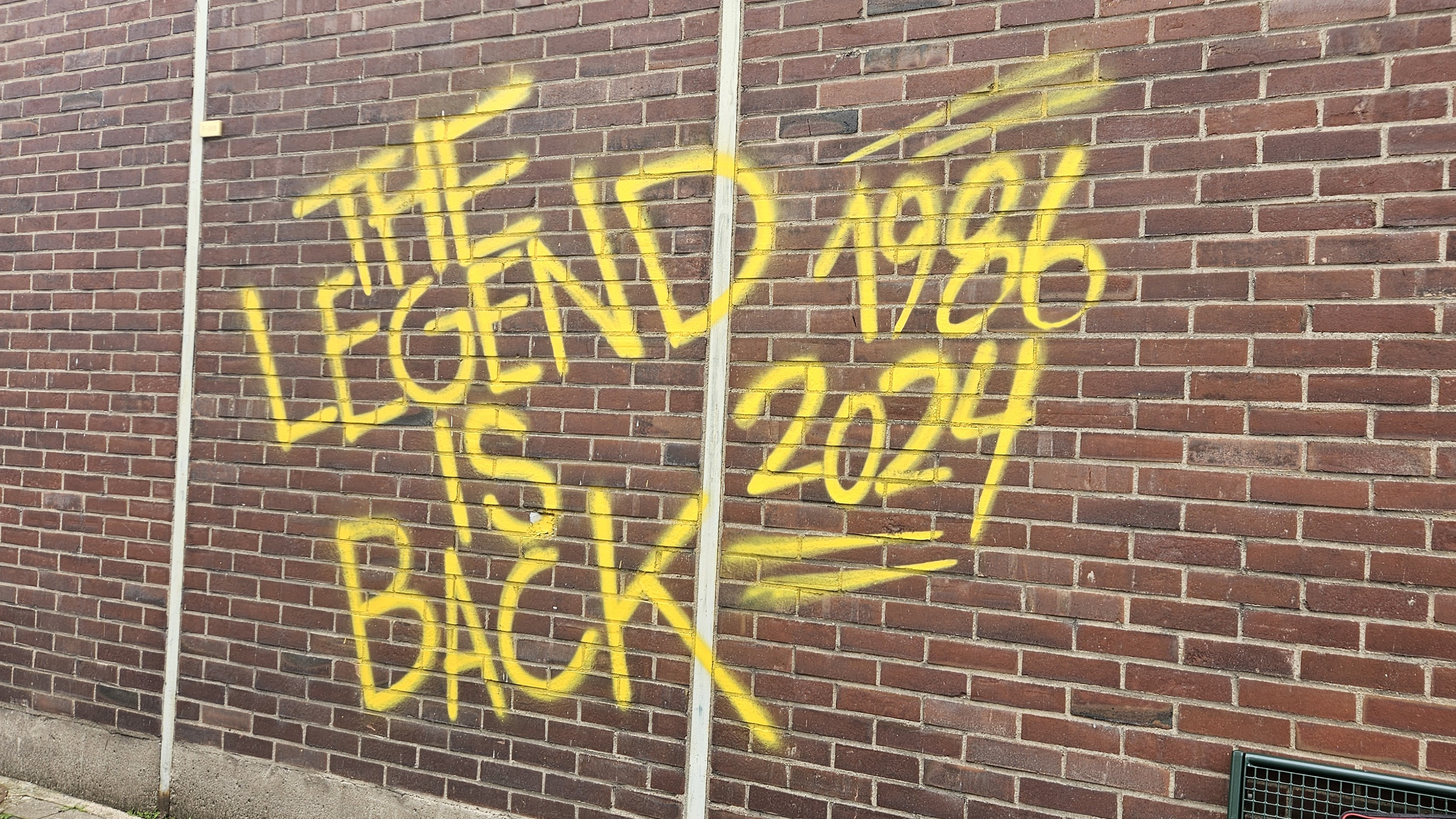 Ford Capri graffiti 