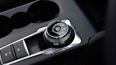 Ford Kuga - gear selector