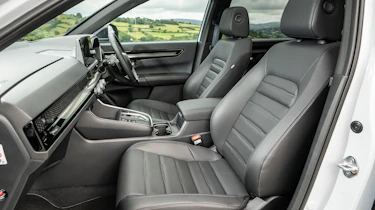 Honda CR-V front seats