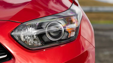 Kia Ceed Sportswagon head light