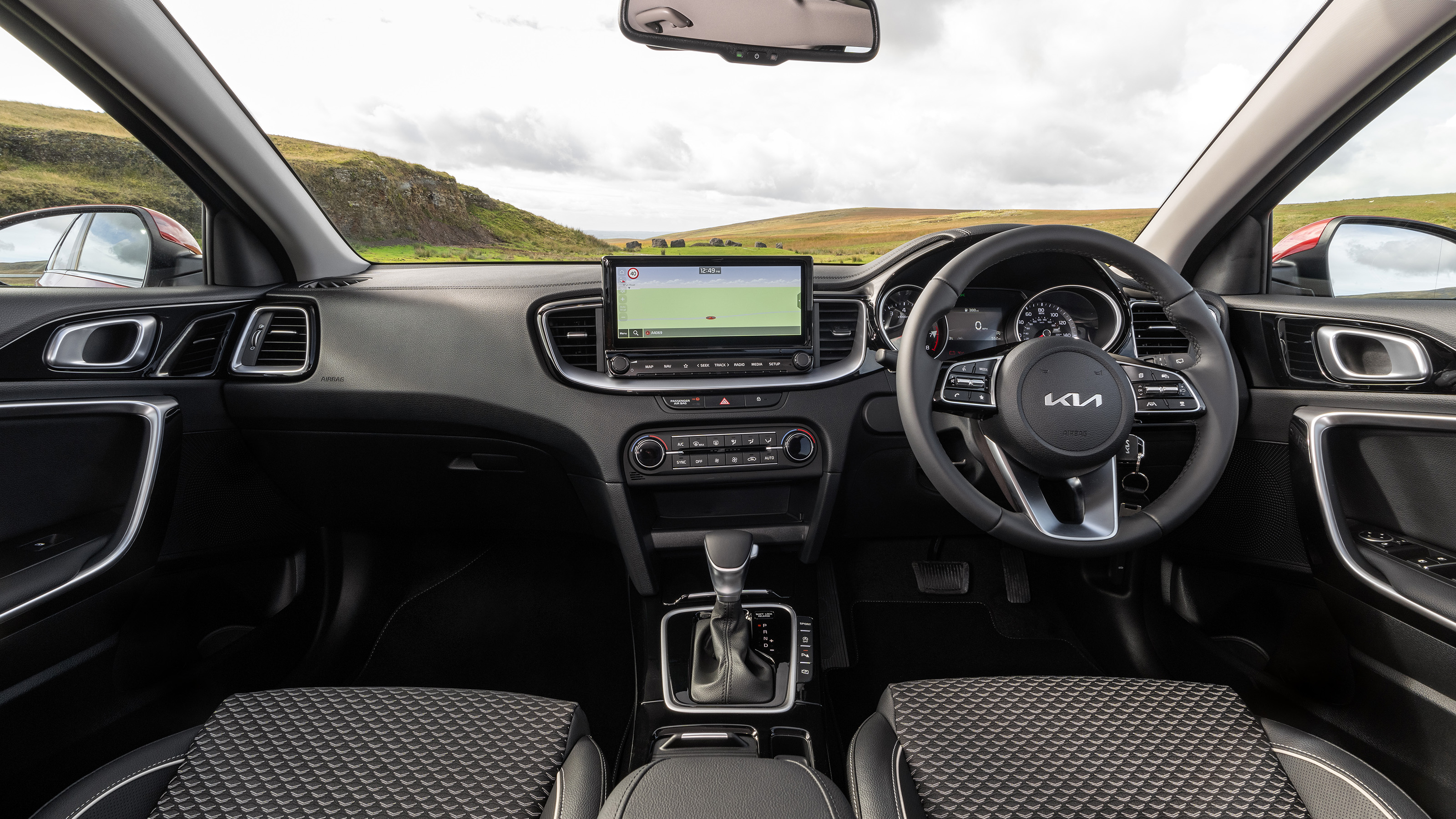 Kia Ceed Sportswagon full-width dashboard