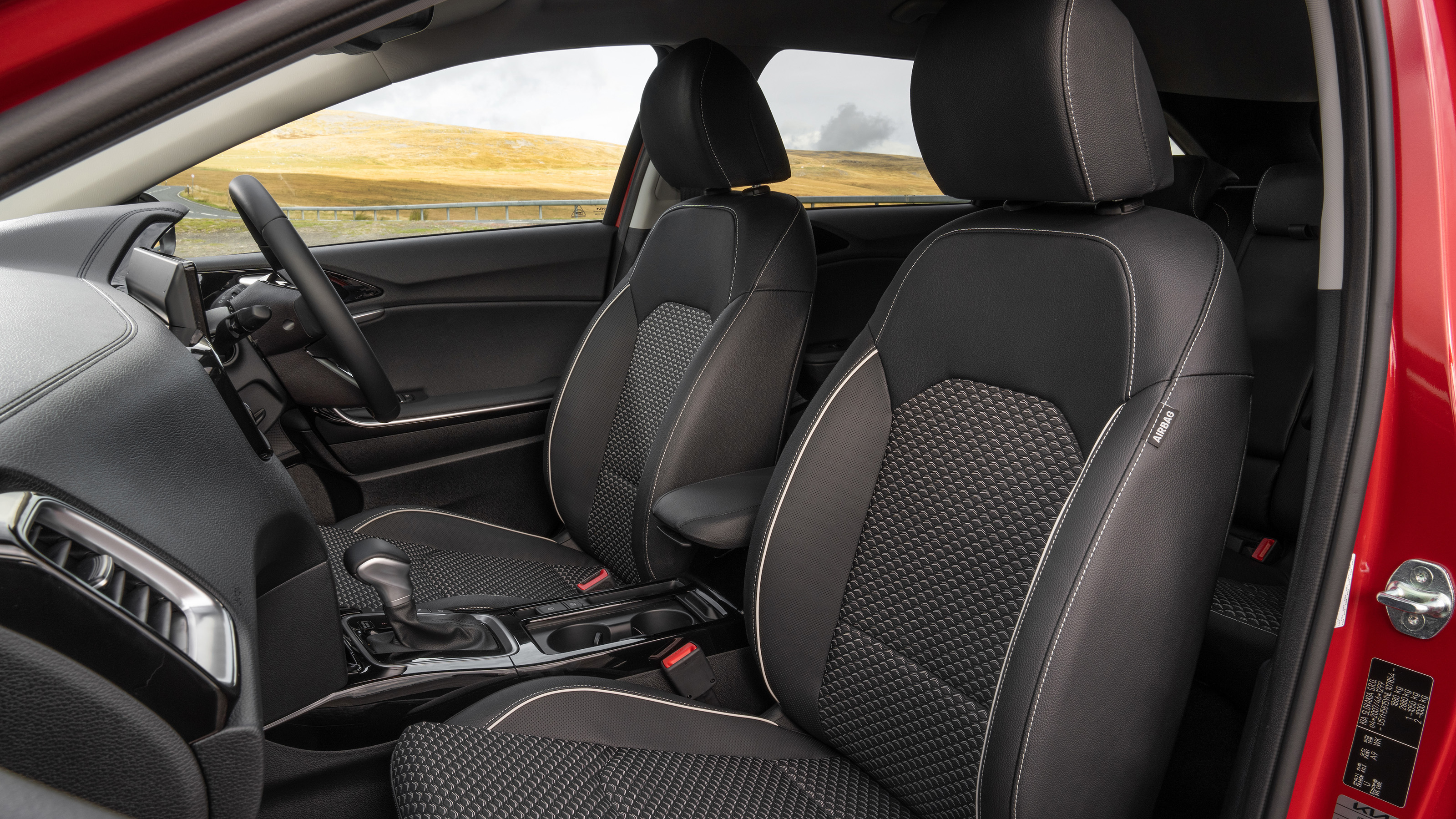 Kia Ceed Sportswagon front seats