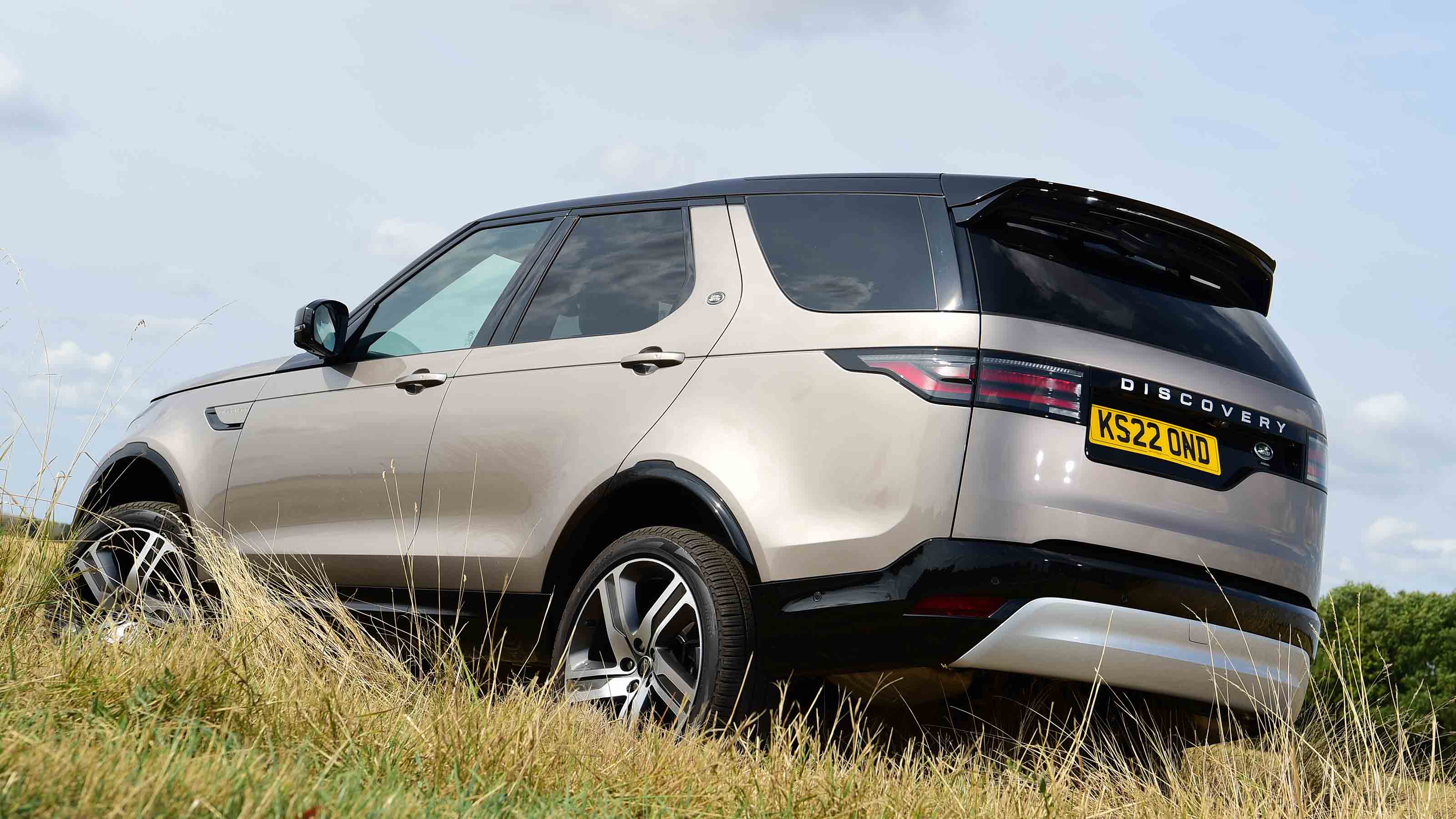 Land Rover Discovery rear corner static
