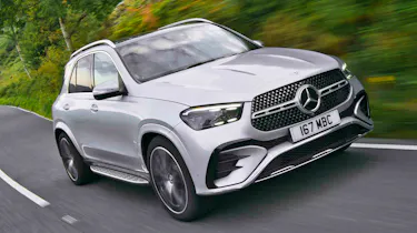 Mercedes GLE 400e front corner tracking