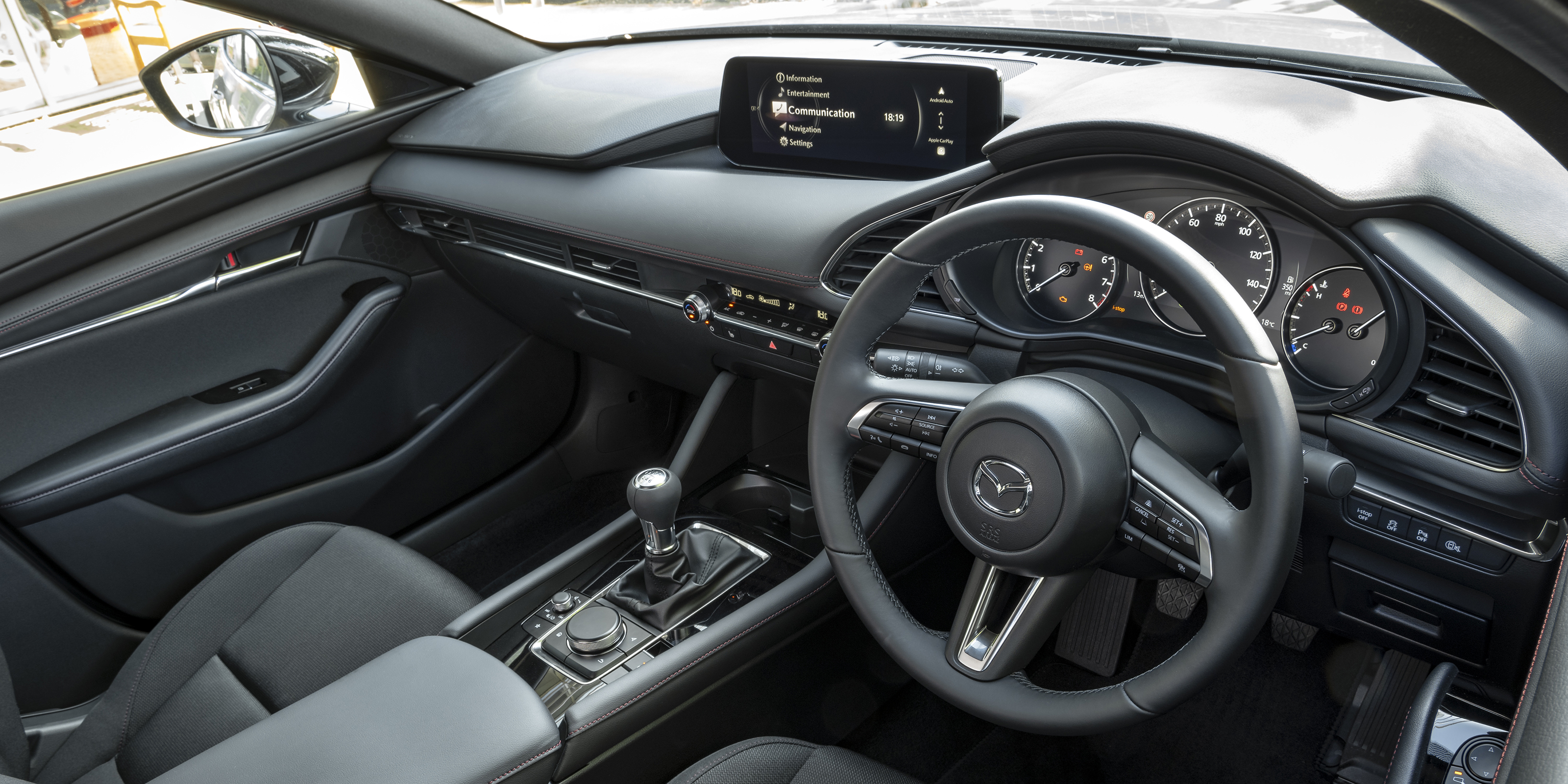 Mazda 3 dashboard