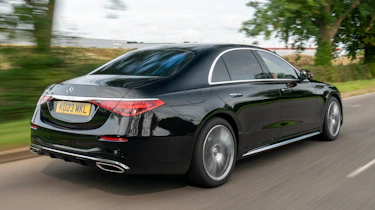 Mercedes S-Class rear corner tracking