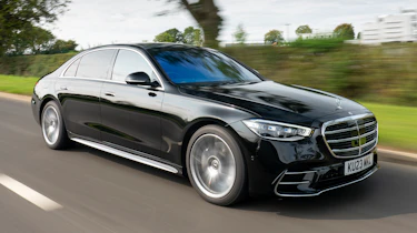 Mercedes S-Class front corner tracking