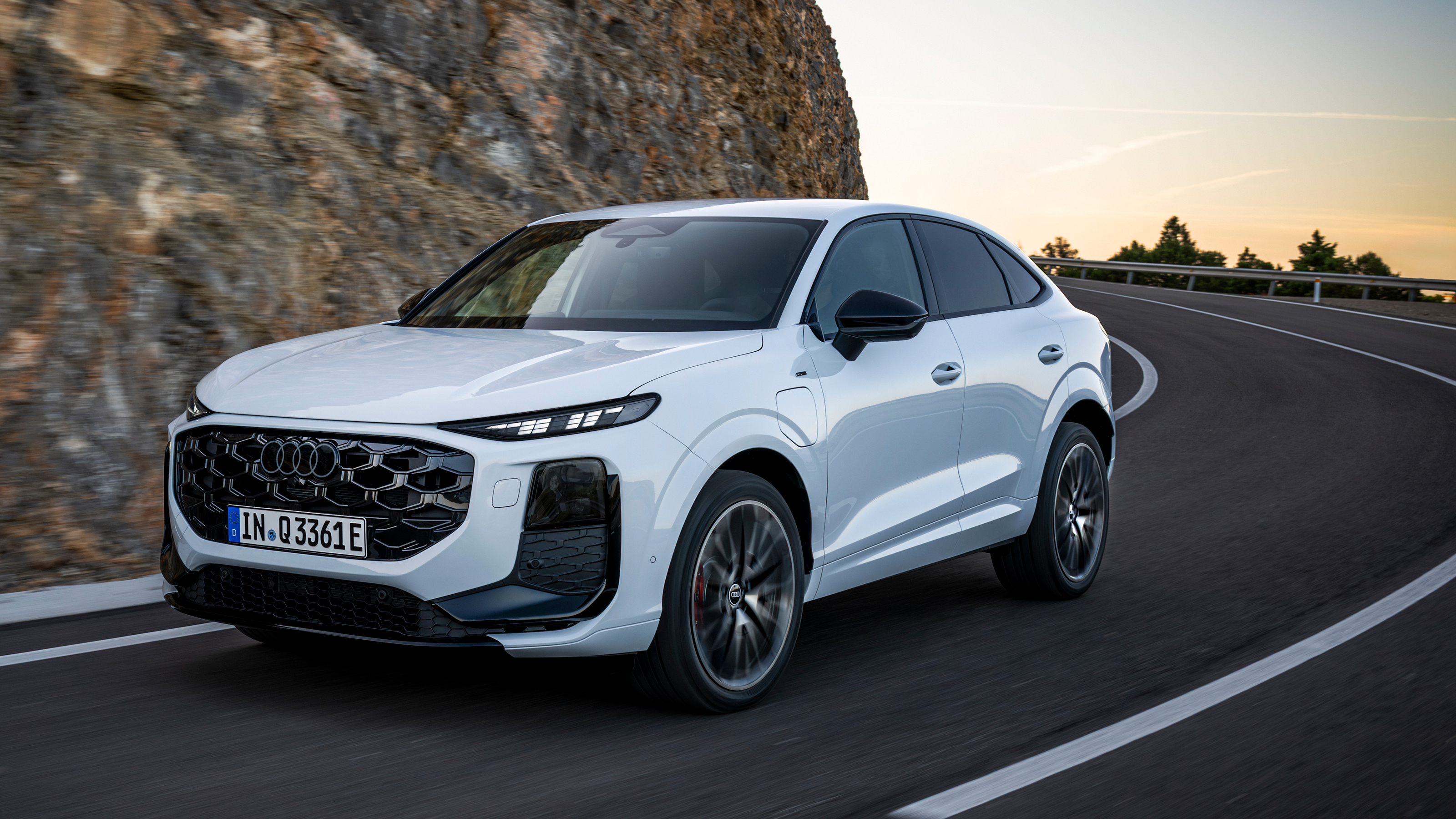 Audi Q3 Sportback 2025  tracking