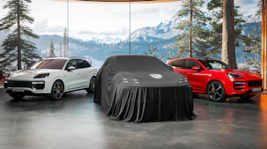 New Porsche Cayenne Electric teased - front static