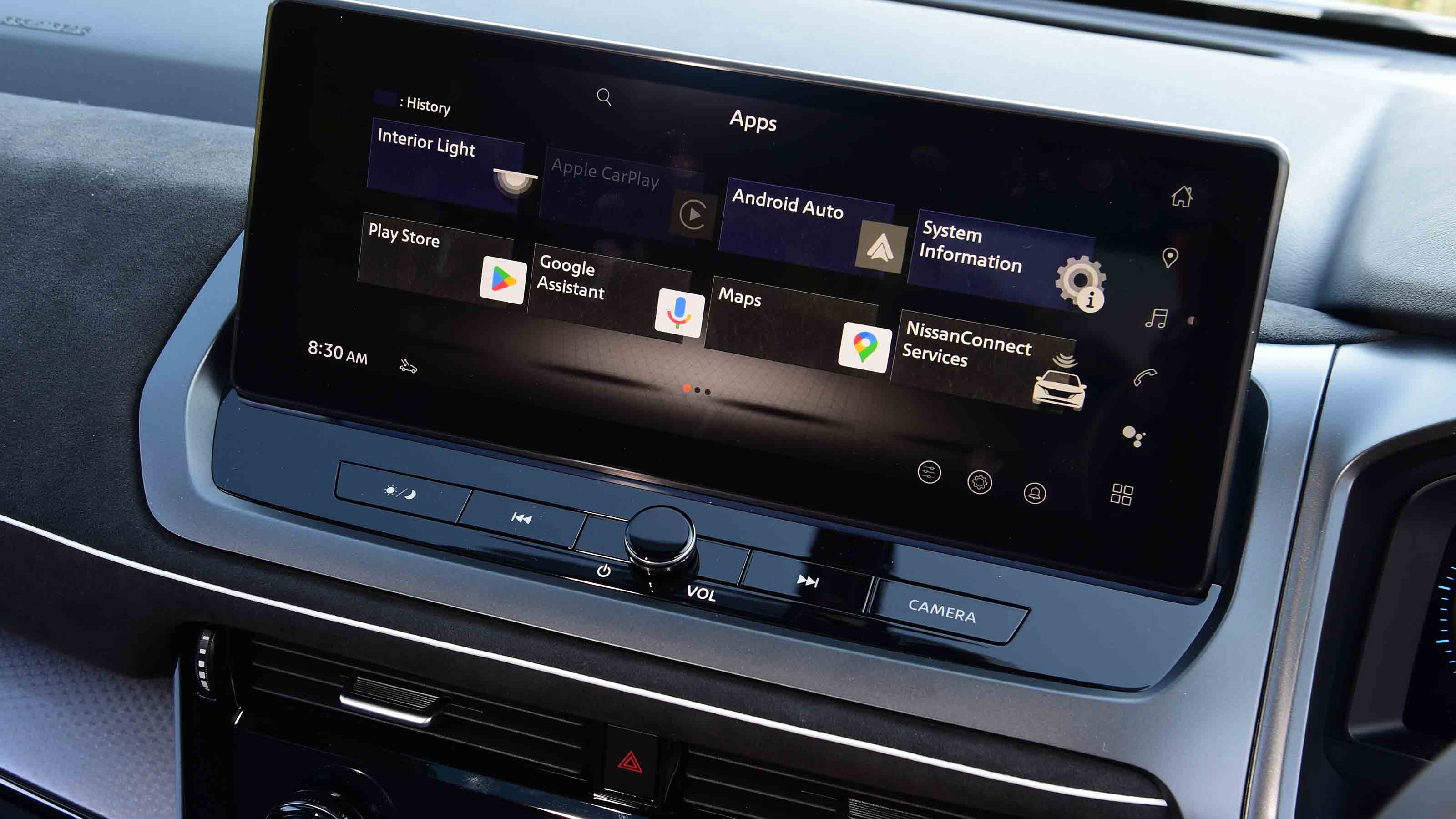 Nissan Qashqai - infotainment screen