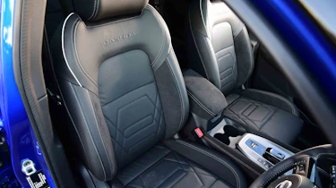 Nissan Qashqai - driver's seat