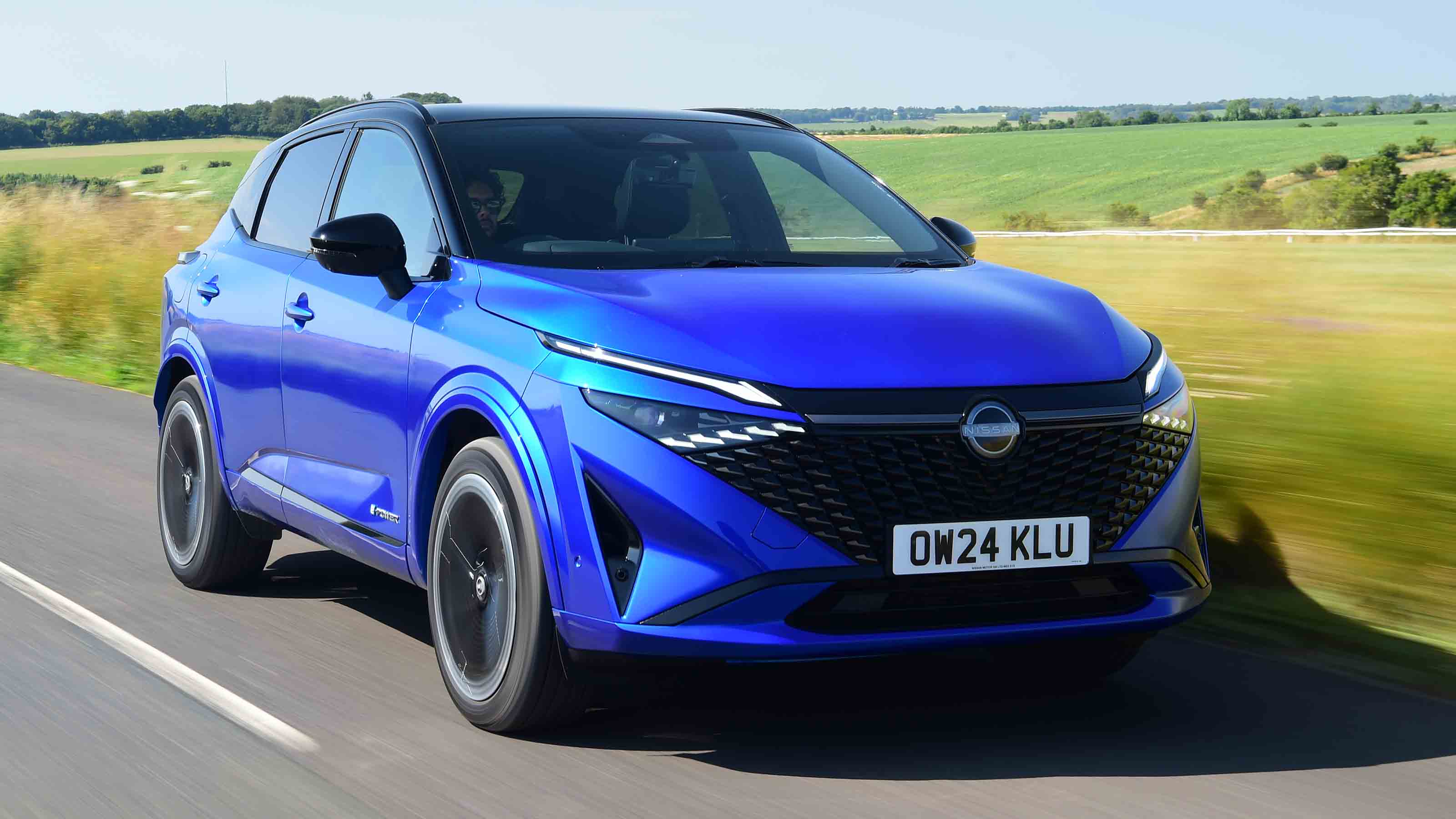 Nissan Qashqai - front tracking