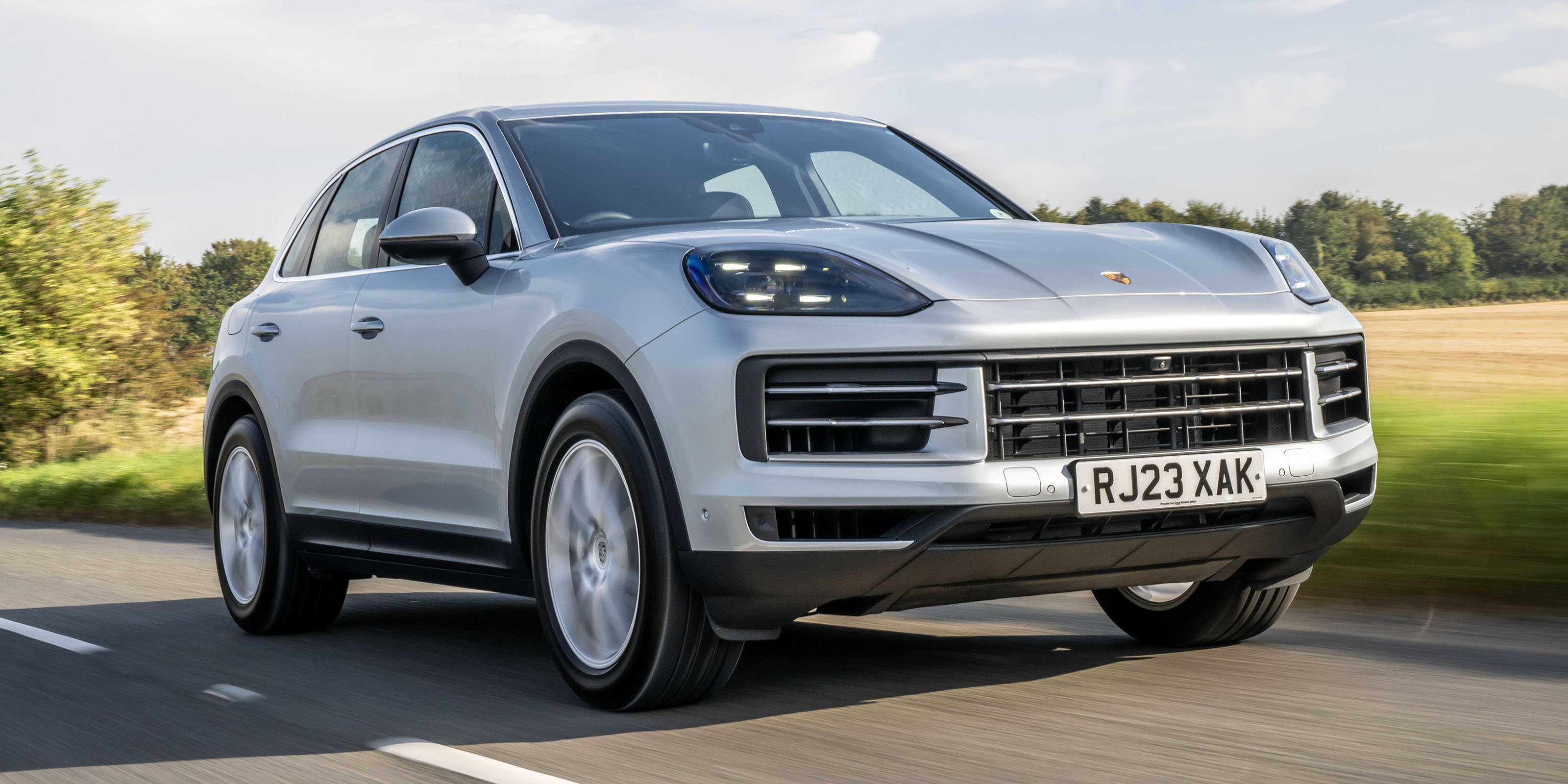 Porsche Cayenne front corner tracking