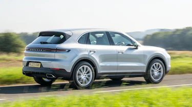 Porsche Cayenne rear panning