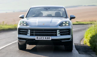 Porsche Cayenne front full width