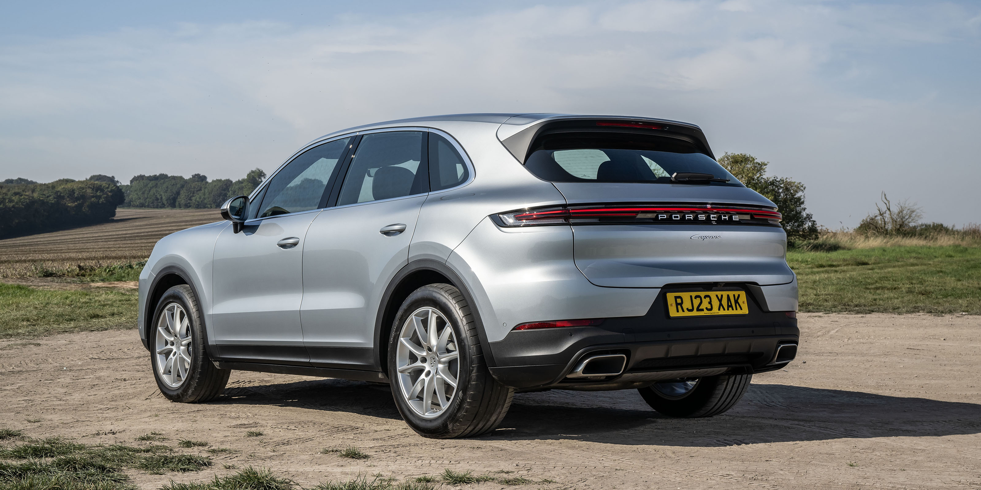 Porsche Cayenne rear corner static