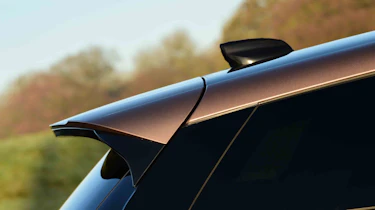 Range Rover Evoque P300e Autobiography - Corinthian bronze contrast roof