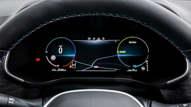 Renault Arkana driver instrument cluster sat-nav display