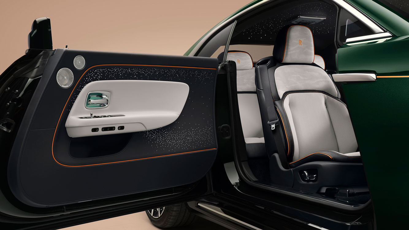 Rolls-Royce Spectre Series II - door open