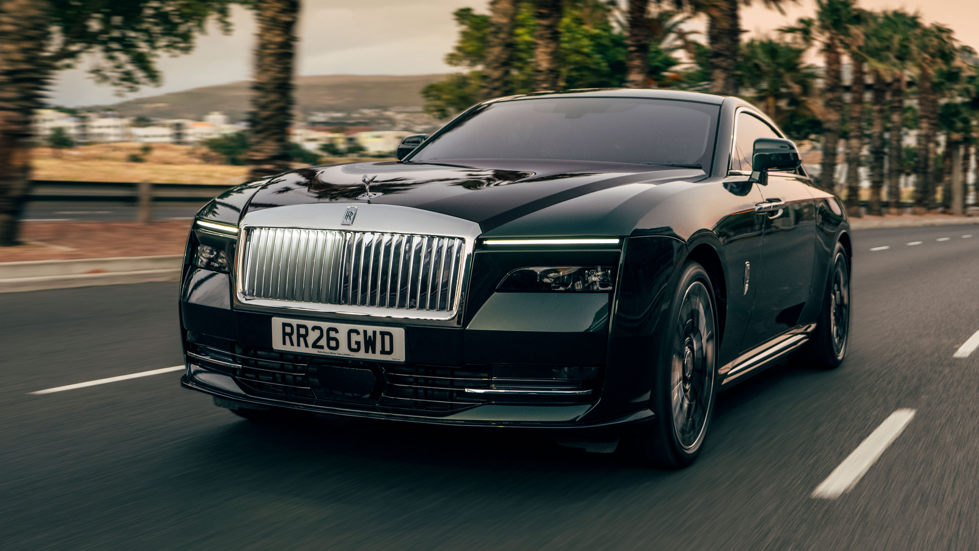 Rolls-Royce Spectre Series II - front action
