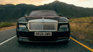 Rolls-Royce Spectre Series II - full front action