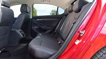 Skoda Superb hatch - rear seats