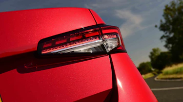 Skoda Superb hatch - rear light