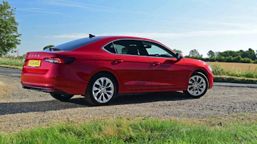 Skoda Superb hatch - rear static