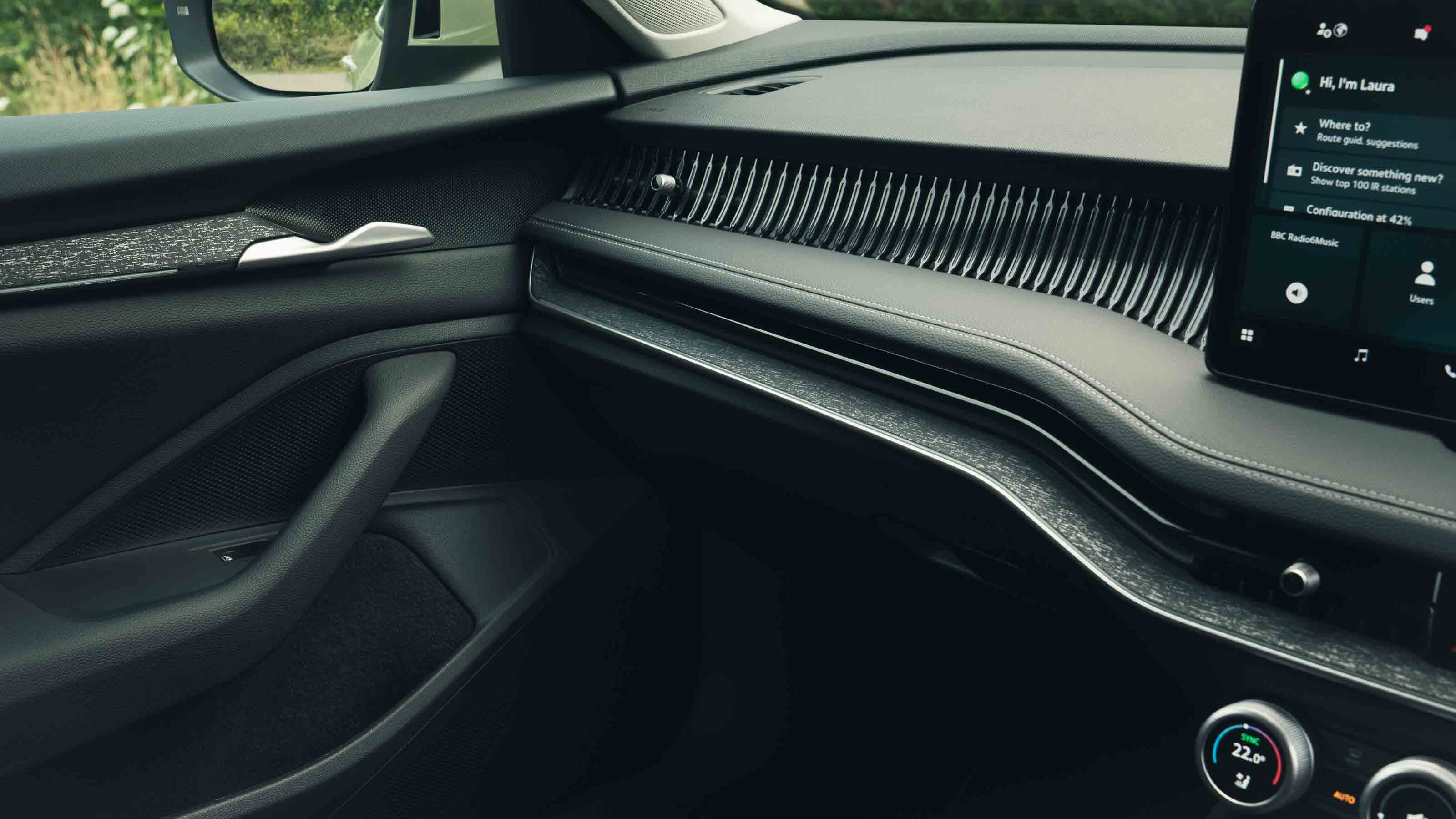 Skoda Superb Estate - dashboard detail