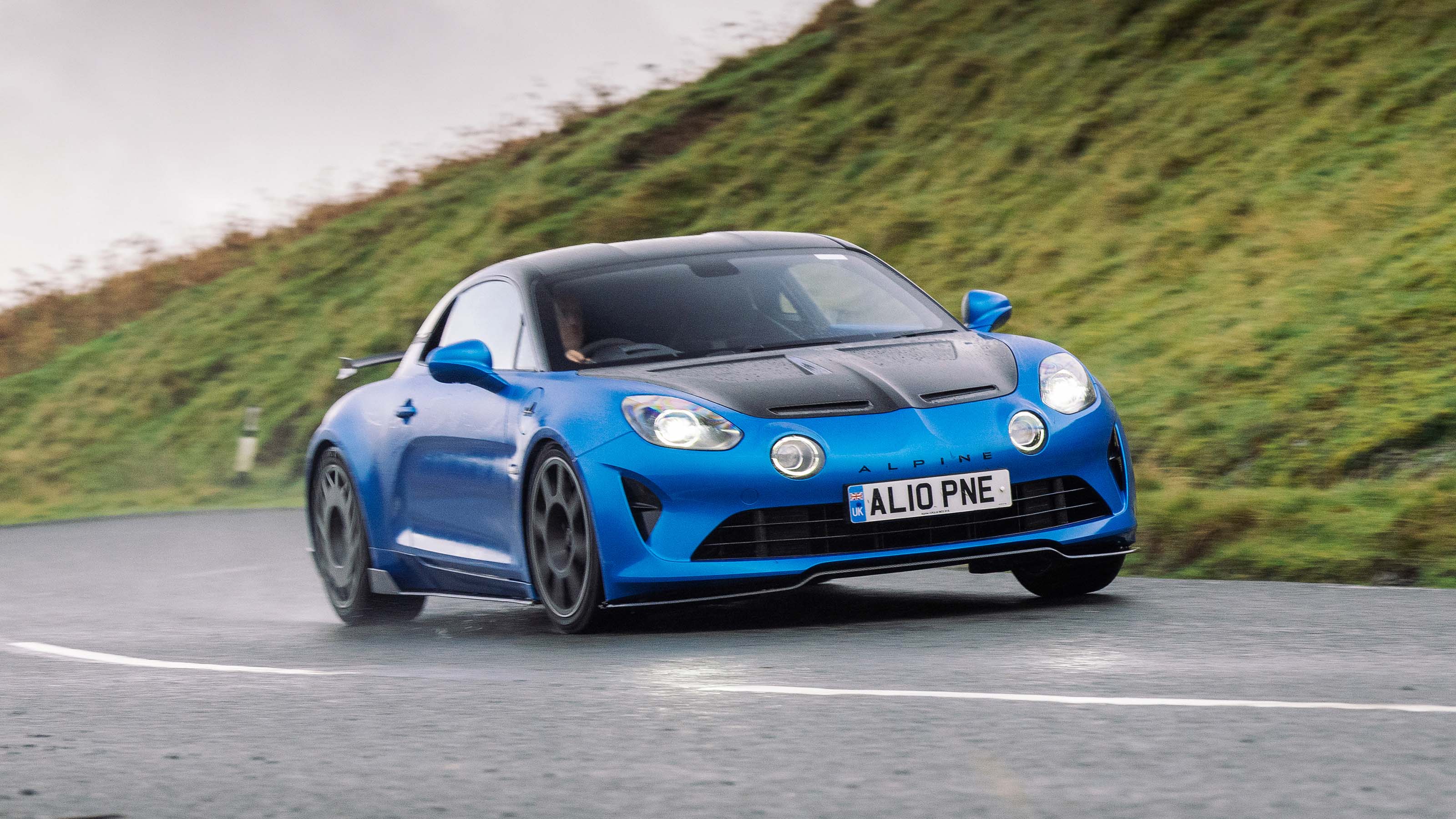 Alpine A110R front cornering