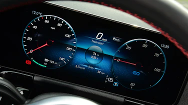 Used Mercedes EQA - dials