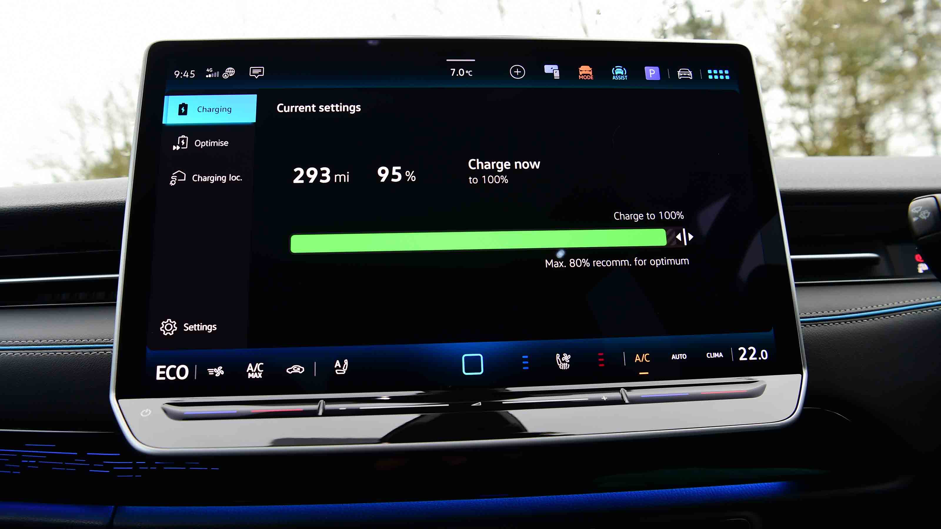 Volkswagen ID.7 - infotainment battery charge screen