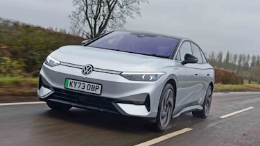 Volkswagen ID.7 - front tracking