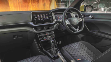 Volkswagen T-Cross - dashboard
