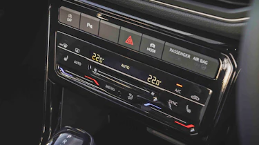 Volkswagen T-Cross - climate control detail