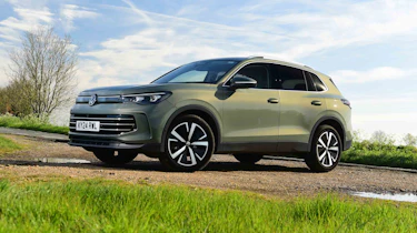 Volkswagen Tiguan - front corner static