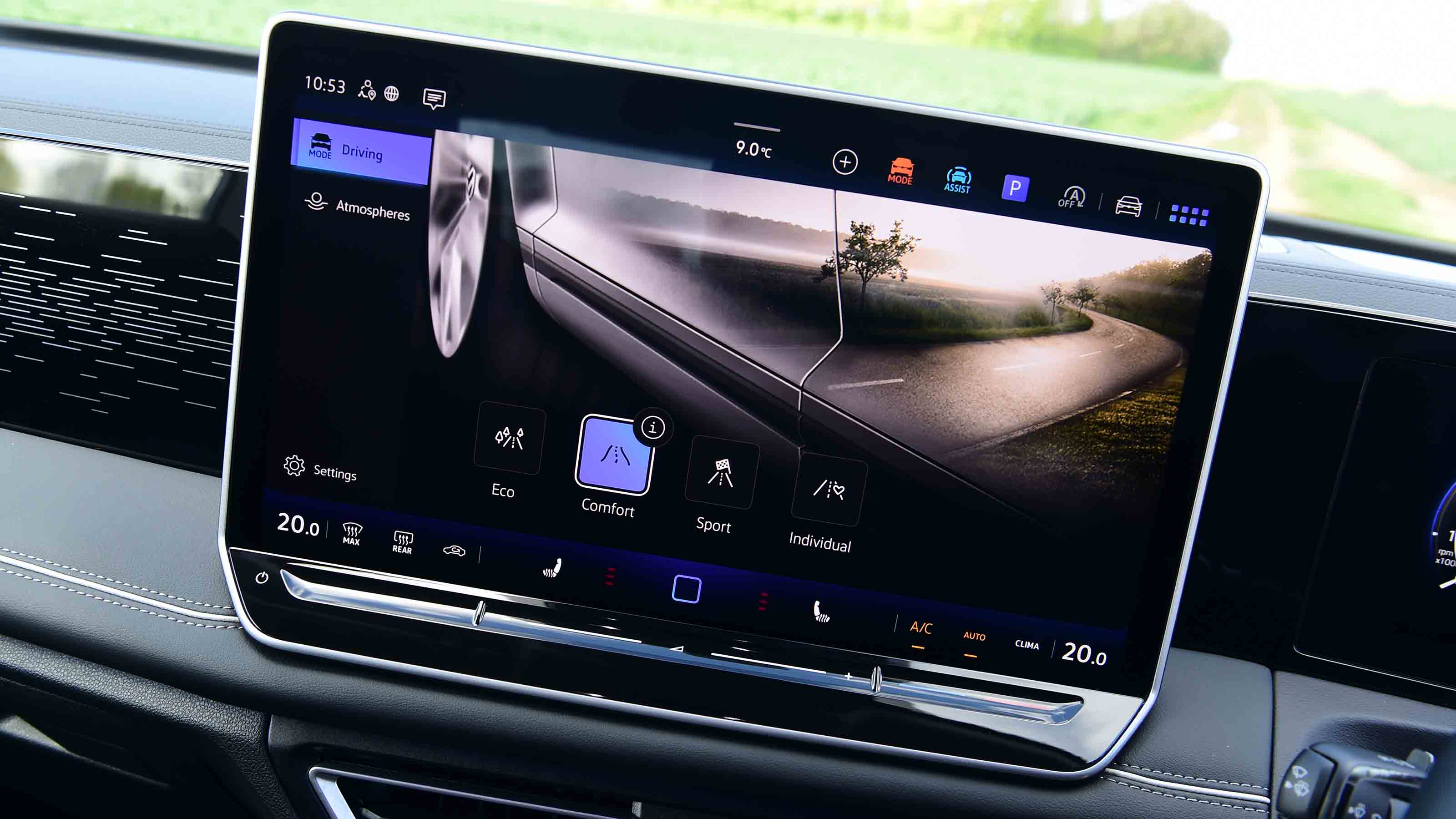 Volkswagen Tiguan - drive mode screen